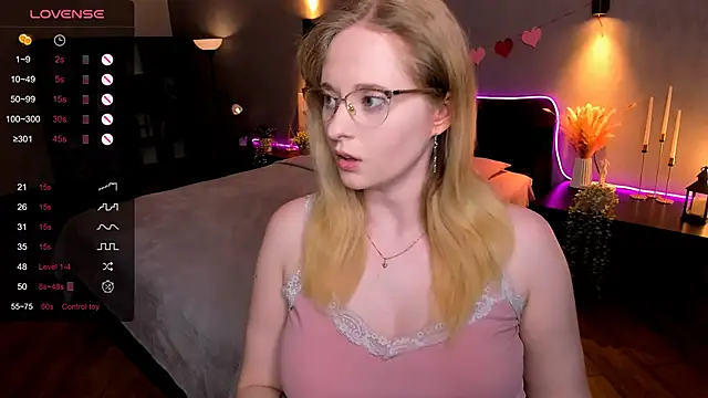 Aemilia  online show from March 7, 8:44 am