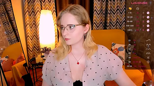 Aemilia  online show from March 29, 8:47 am