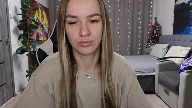 Snapshot of Strip-Lady chatting on January 19, 12:09 pm Strip-Lady online show from January 19, 12:09 pm