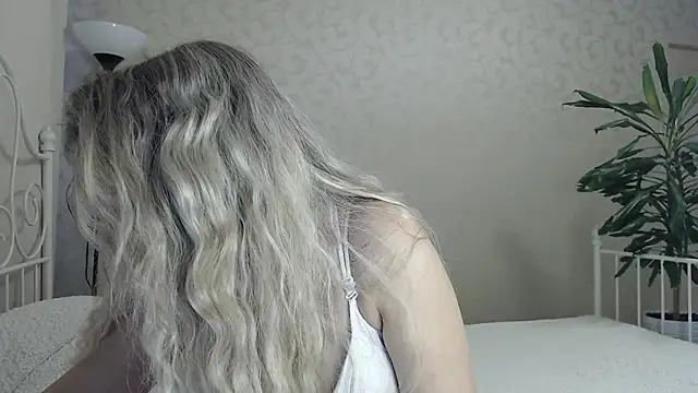 ShyEvaa online show from January 18, 3:54 am