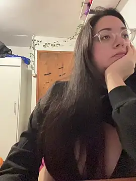 indiegirl666 online show from July 11, 10:22 pm