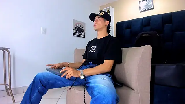 Snapshot of Jhonn_Rhyss chatting on October 11, 3:06 am Jhonn Rhyss online show from October 11, 3:06 am