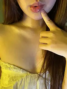 minmin2kk5 online show from May 21, 4:14 pm