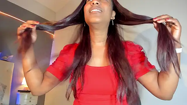 Melinahills online show from March 19, 3:40 pm