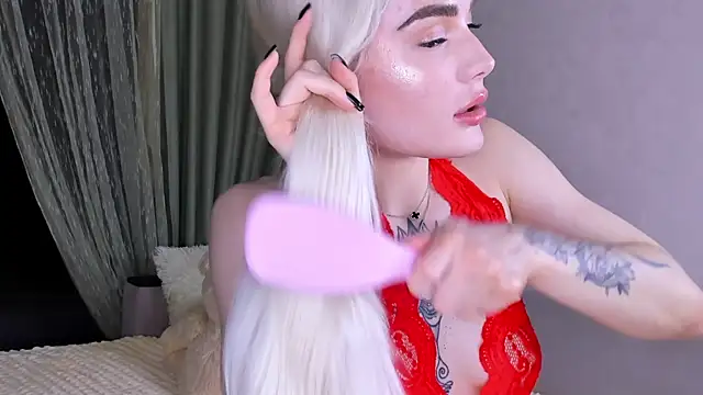 Sweeet Barbie online show from June 9, 3:45 pm