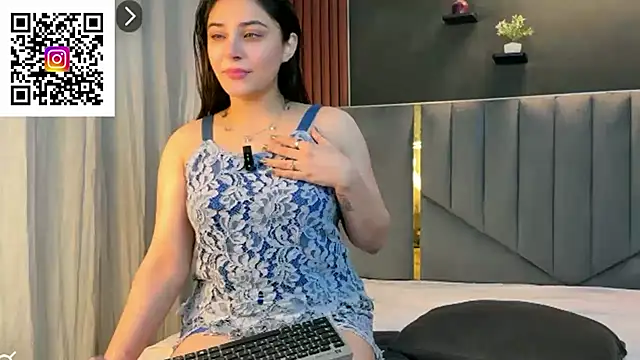 demieliss online show from November 9, 6:06 pm