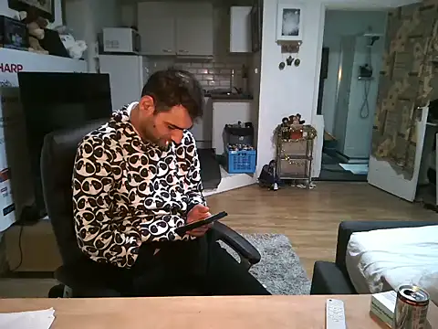 mihaimichael online show from November 28, 2:42 pm