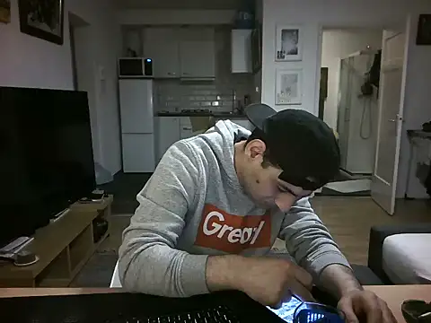 mihaimichael online show from April 24, 7:49 pm