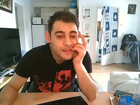 mihaimichael online show from May 29, 12:47 pm