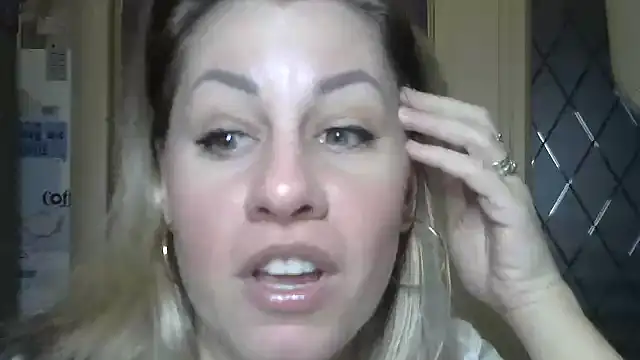 TherestlessKitty online show from February 27, 5:24 am