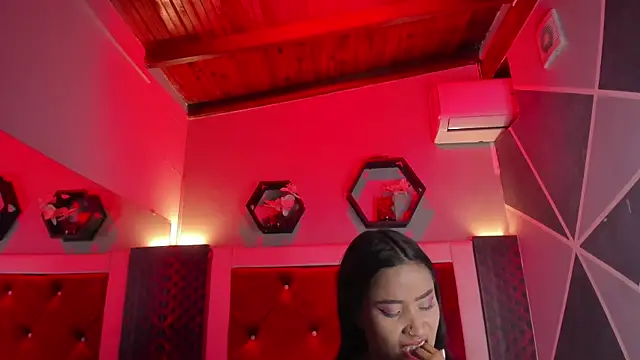 Karoll014 online show from March 21, 12:32 pm