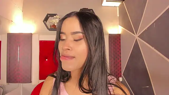 Karoll014 online show from April 13, 12:32 pm