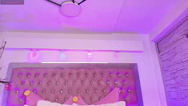 Tayzon Foxxx online show from November 26, 12:17 pm