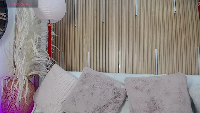 Tayzon Foxxx online show from March 6, 8:16 pm