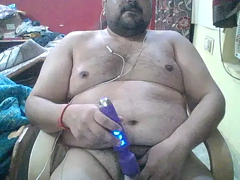 Snapshot of ARYANAVAILABLE chatting on May 16, 10:52 pm ARYANAVAILABLE online show from May 16, 10:52 pm
