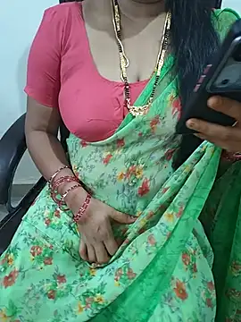 Snapshot of Telugu_Romanticteacher chatting on April 10, 6:07 am Telugu Romanticteacher online show from April 10, 6:07 am