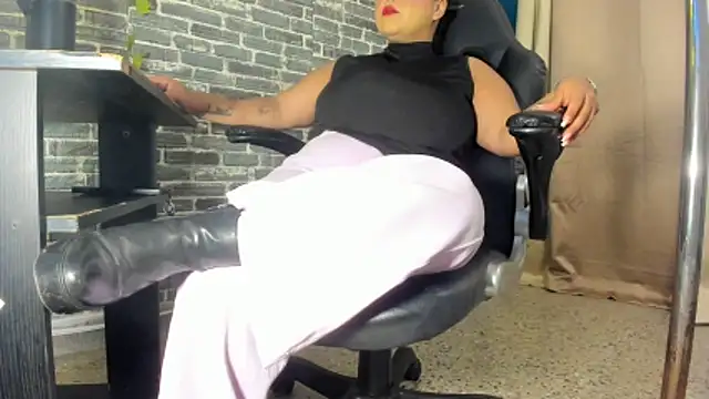 iam samy  online show from October 22, 11:32 am