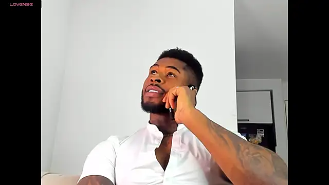 Makonneen online show from December 22, 10:51 pm