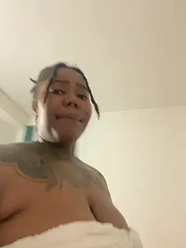 Goddess Nafeesha online show from April 26, 2:09 am