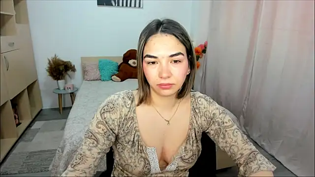 Alexa Dolly12 online show from April 10, 8:08 am