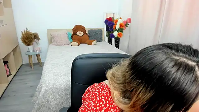 Alexa Dolly12 online show from June 30, 5:19 am