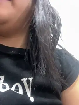  luna torres online show from May 30, 1:08 pm
