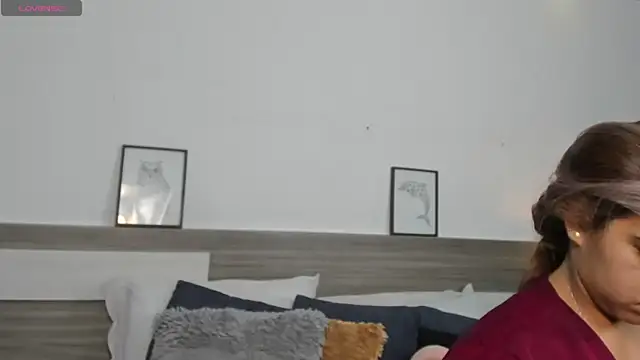 SaraaJhonsonn online show from April 27, 1:53 pm