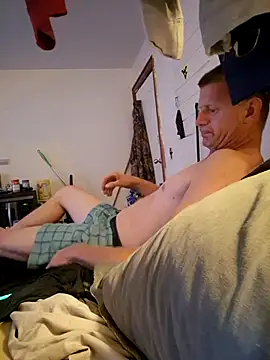 Snapshot of BigDDave6979 chatting on July 13, 8:55 pm BigDDave6979 online show from July 13, 8:55 pm