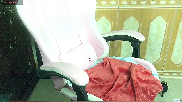 Jerry-Lan online show from April 10, 7:29 pm