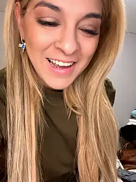 Snapshot of Unforgettable_ket chatting on January 8, 10:50 am Unforgettable ket online show from January 8, 10:50 am