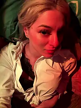 Snapshot of Unforgettable_ket chatting on January 9, 4:54 pm Unforgettable ket online show from January 9, 4:54 pm