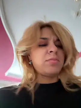 Snapshot of Unforgettable_ket chatting on January 14, 6:19 am Unforgettable ket online show from January 14, 6:19 am