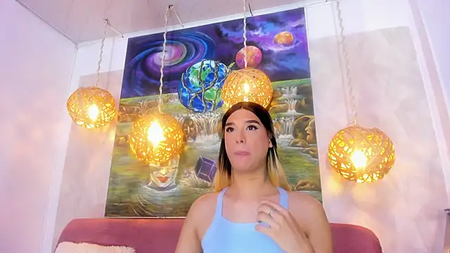 victoria aleia  online show from March 20, 11:45 pm