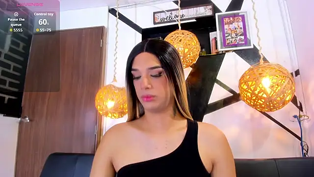 victoria aleia  online show from October 27, 10:03 pm