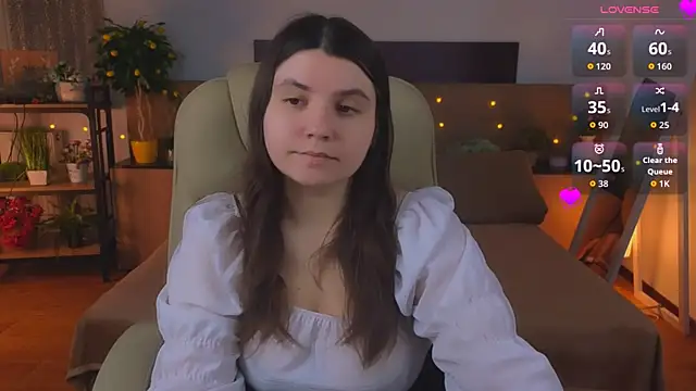 Viola  Shy online show from May 26, 9:44 pm