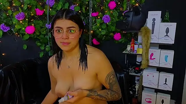 Sweett Mollyy online show from June 12, 6:07 pm