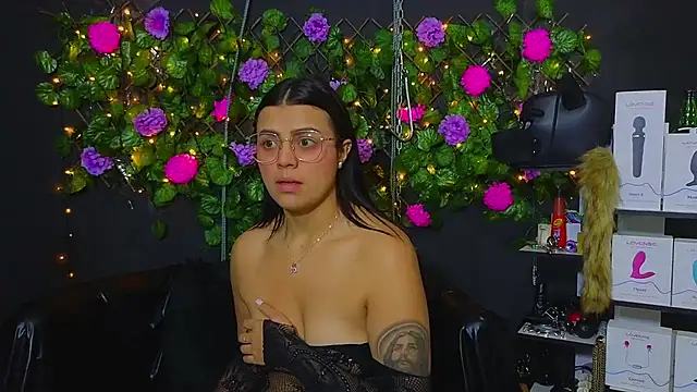 Sweett Mollyy online show from June 26, 11:31 pm