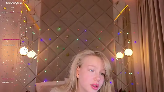 Sarra Cooper online show from December 27, 7:18 am