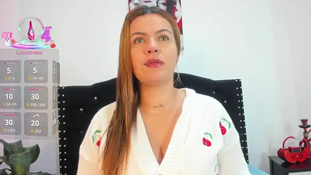 Alexandra Torress online show from July 21, 12:29 pm