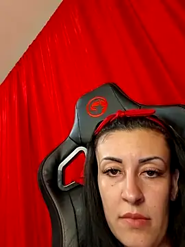 loryyy sexyyy online show from May 26, 8:38 pm