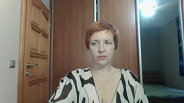 LoraLoraMay online show from June 28, 10:21 am
