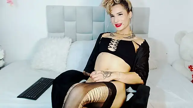 miasmith17 online show from March 2, 3:24 am