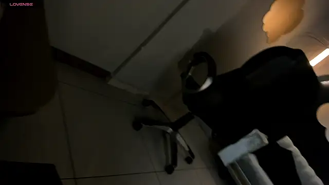 VictoriaMilan  online show from February 1, 12:05 pm