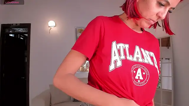 VictoriaMilan  online show from February 6, 8:34 pm