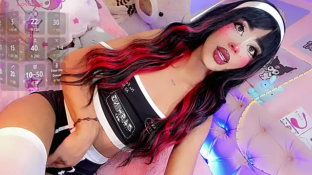 Snapshot of Cute_Roxxy chatting on July 21, 5:48 pm Cute Roxxy online show from July 21, 5:48 pm