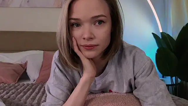 Eva Natsumi online show from January 22, 3:18 pm