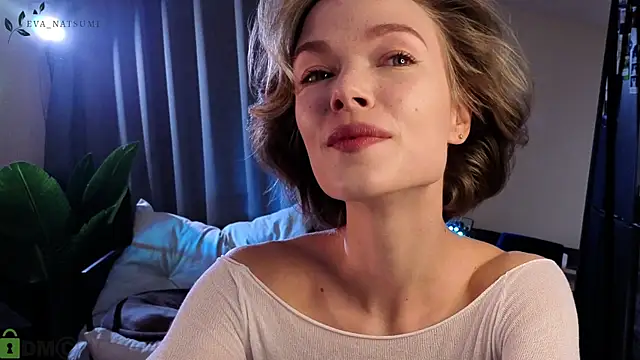 Eva Natsumi online show from September 17, 5:03 pm