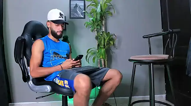 Damian 022 online show from December 2, 12:29 pm