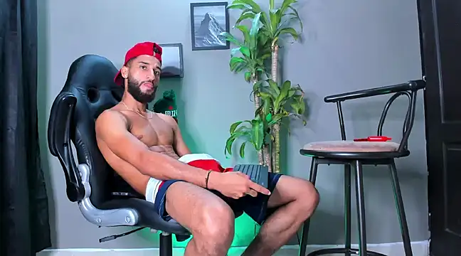 Damian 022 online show from December 5, 3:17 pm