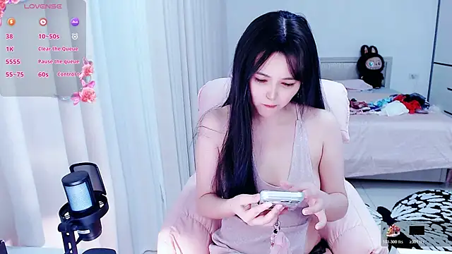 miyababytw online show from June 9, 5:13 pm